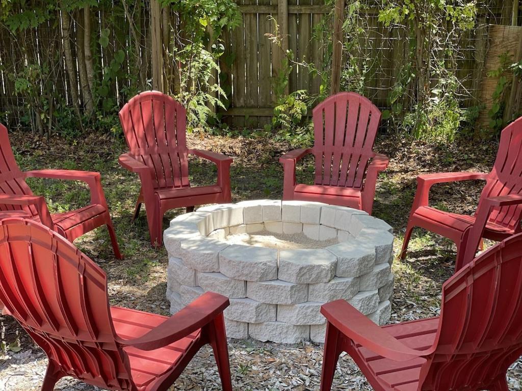 Updated Red Door Revival In Downtown Saint Augustine エクステリア 写真